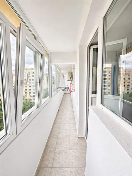 Doamna Ghica, complet renovat, pregatit pentru mutare, decomandat